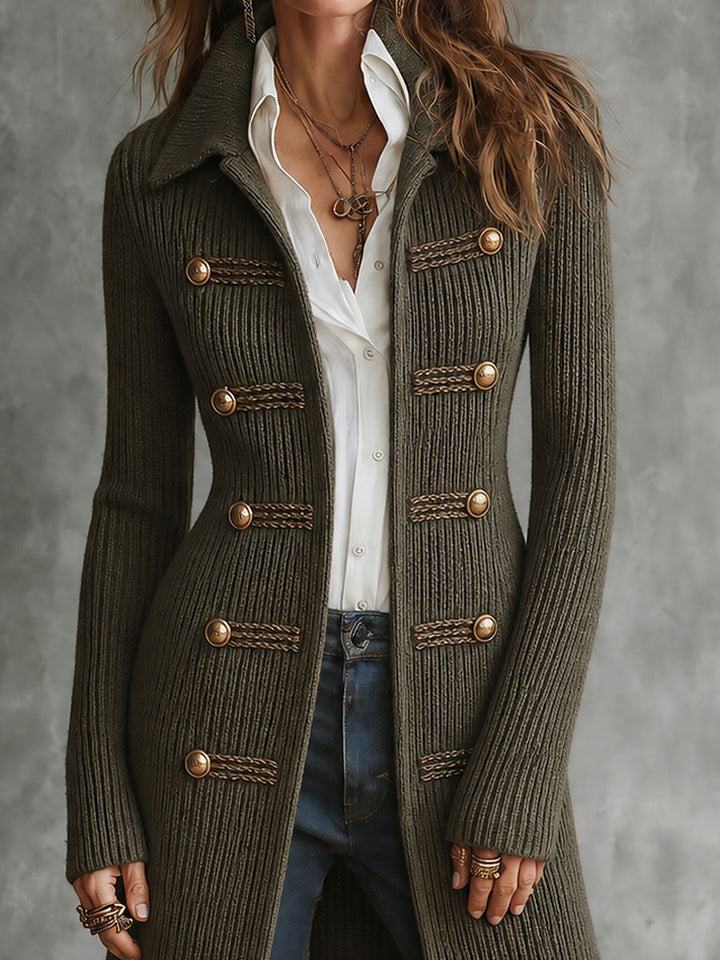 Cardigan lungo in maglia a coste ispirato allo stile militare con dettagli di bottoni intrecciati